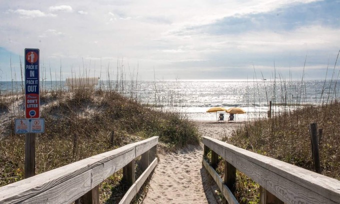 North Carolina Coast House | Beach Chic, 5-Minute Walk to Beach & Boardwalk