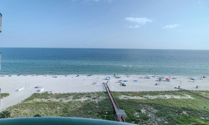 Ono Island Condo | Beach Colony East 9D gulf front with large balcony!