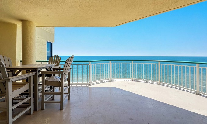 Ono Island Condo | Beach Colony Tower Penthouse 18C | Resort Amenities | Beach Getaways