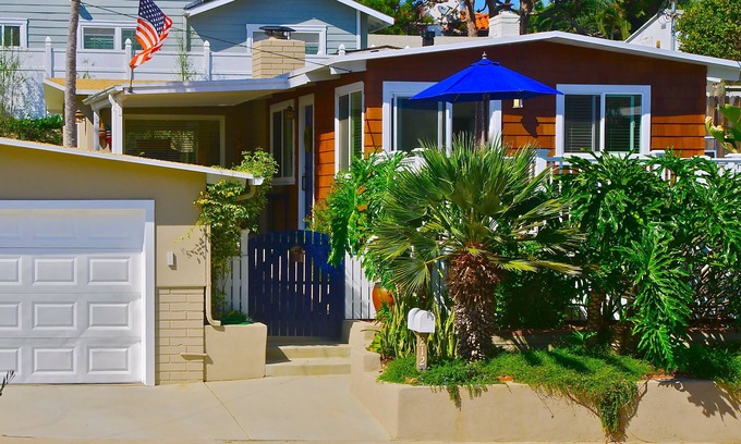 San Clemente Cottage | Beach Cottage with Private Yard , Walk to Beach, Linda Lane Park, Downtown