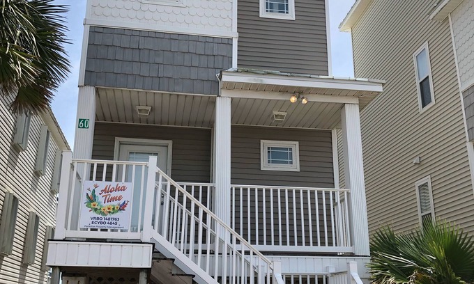 East End House | Beach Front 3BR/3.5BA Pet Friendly! Private Boardwalk right out your door!