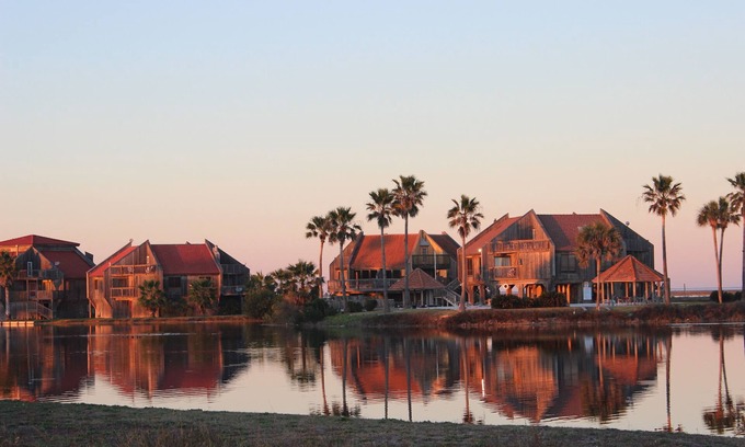 Matagorda House | BEACH FRONT Condo with Pool Access - Unit 41 Matagorda Dunes