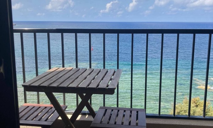 Ggantija Apartment | beach front high end apartment, direct sea views