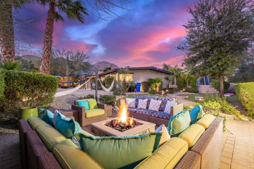 Paradise Valley Village House | Beach House Feel in the Desert-Family Friendly Mini Resort Large Yard and Casita! ALL NEW GAME ROOM! home