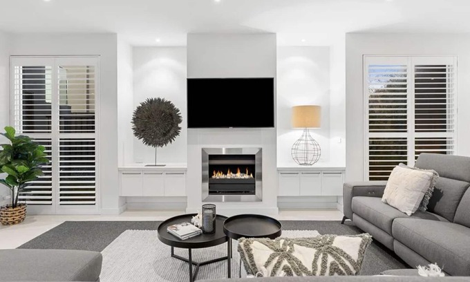 Torquay House | Beach house on a golf course