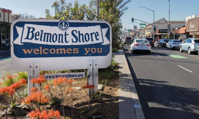 Belmont Shore House | Beach House Parking A/C Dogs Ok