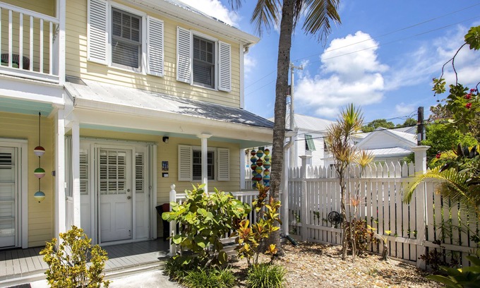 Truman Annex House | Beach Paradise in the Keys! Location! Location! 2 Blocks to Duval St