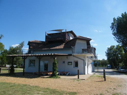 Balatonszemes Hotel | Beach Resident