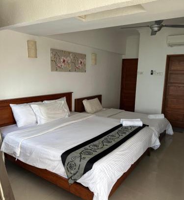 Batu Ferringhi Apartment | Beach Resort 19 Home Stay SRI SAYANG APARTMENT BATU FERRINGHI 3BEDROOM