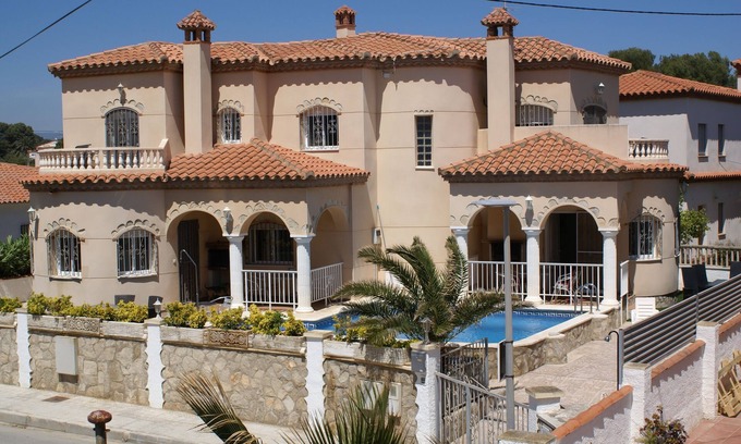 Miami Platja Villa | Beach villas Felix & Max * maximum vacation directly on the sea - more is not possible