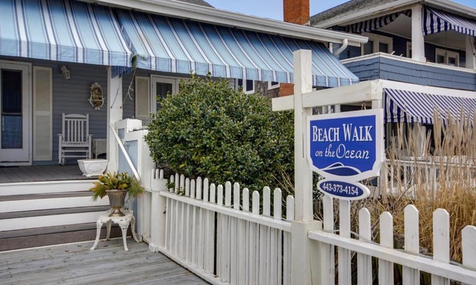 Ocean City Bed & Breakfast | Beach Walk on the Ocean