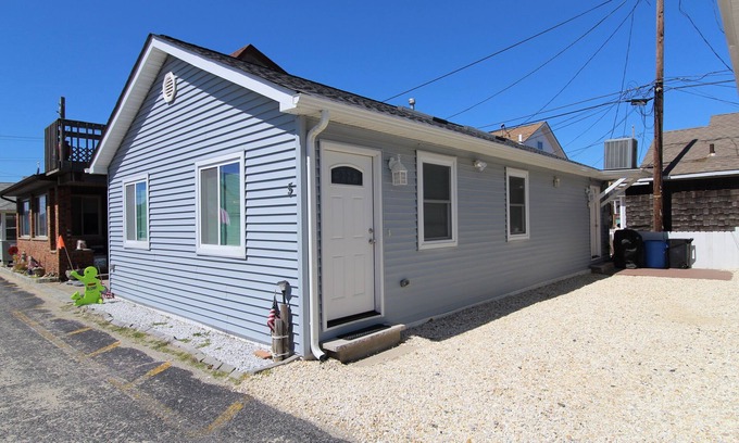 Point Pleasant Beach Cottage | BEACH5 | Beachside Cottage, Open Concept! Parking, Gated Boardwalk Access by Shore Points Vacations
