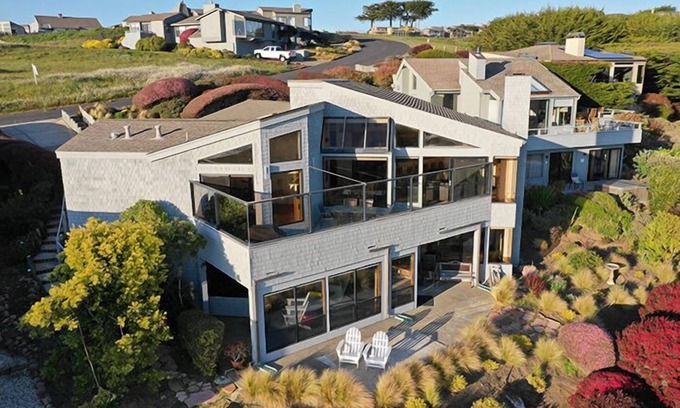 Bodega Bay House | Beachcomber - Short walk to the beach, nice ocean views.