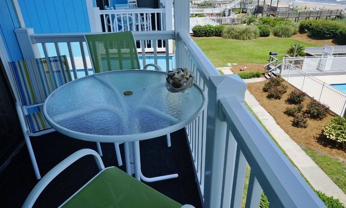 Ocean Isle Beach Condo | Beachfront 3 Bedroom Condo at beautiful Ocean Isle Beach, NC
