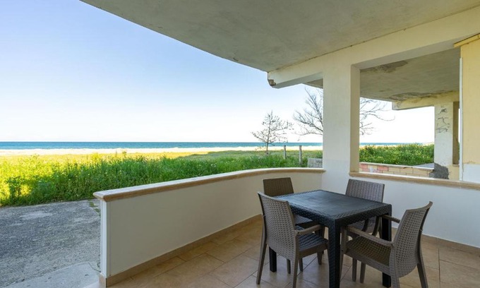 Marina di Strongoli Apartment | Beachfront apartment with exclusive access