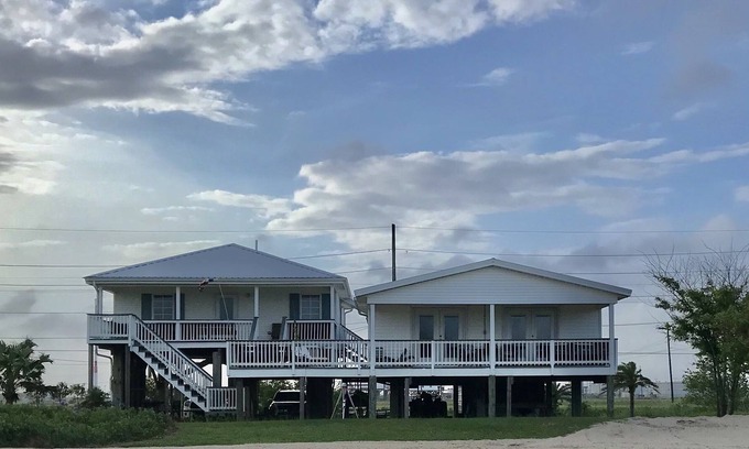 Grand Isle House | BEACHFRONT CAMP ON QUIET END OF ISLAND. WELCOME TO OUR PARADISE!