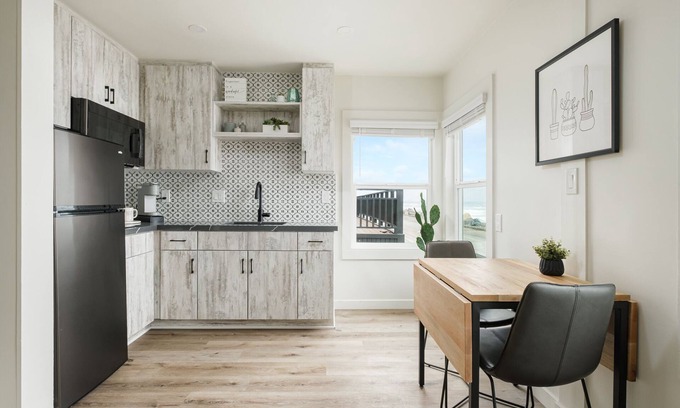 Townsite Cottage | Beachfront Cottage (106)