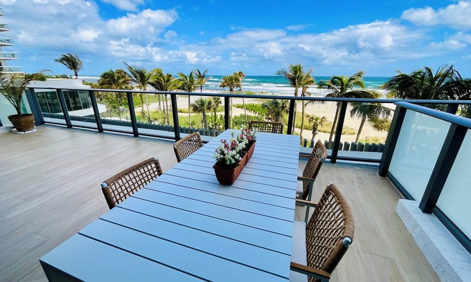 Pompano Beach Condo | BEACHFRONT LUXURY FURNISHED SHORT TERM 2 BEDROOM, FLOWTHROUGH SUNRISE & SUNSET