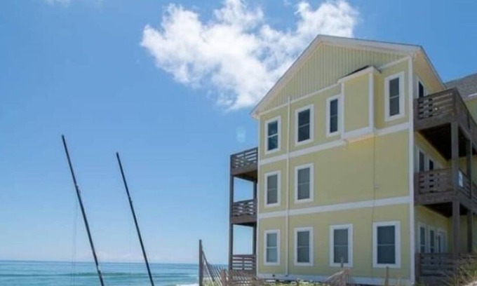 Rodanthe House | Beachfront on Hatteras Island in Rodanthe, NC