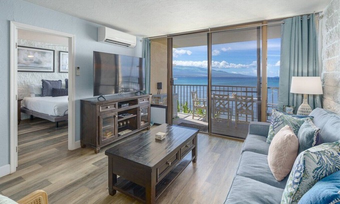 Maalaea Condo | Beachfront Remodeled Oasis, Steps to Sugar Beach