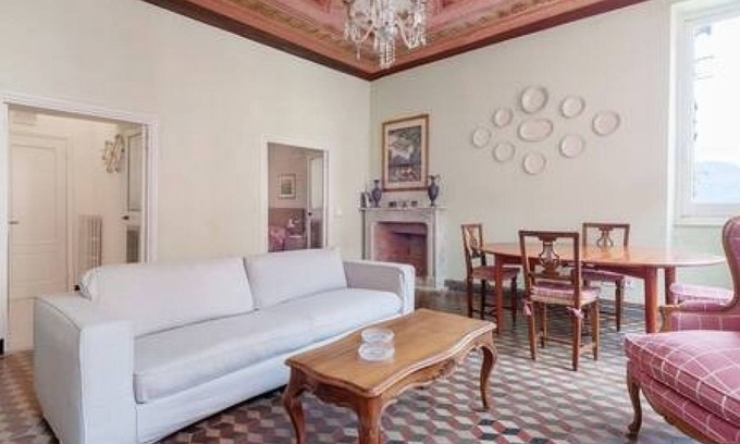 Vernazza Apartment | Beachfront, sea view, 2 AC BDR, 2 BTH, easy from train. Free Parking place.