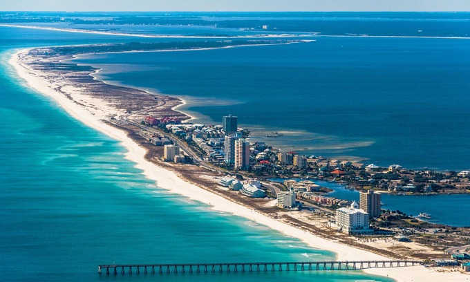 Pensacola Beach Condo | ☀️BeachFront-Steps2Gulf-Two Balconies-2 levels-3BR Seahorse I
