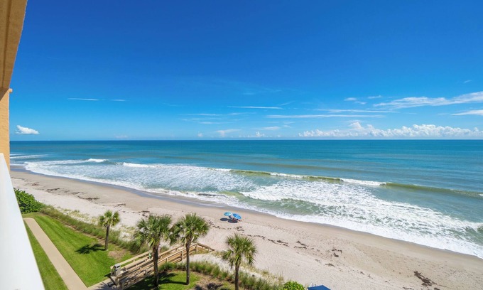 Indian Harbour Beach Condo | Beachfront Vacation Rental, Well maintained & great natural lighting,Ocean views