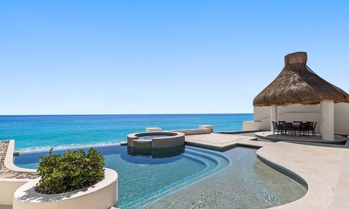 San Jose del Cabo Villa | Beachfront Villa with Daily Butler/Bartender - Steps to the Sand