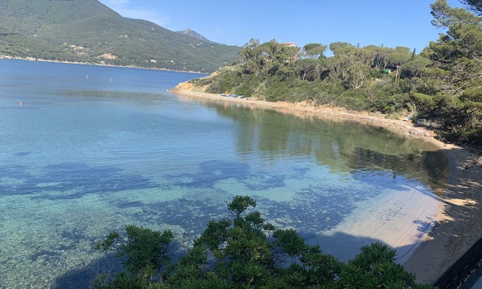 Procchio Villa | Beachfront villa with direct access – Procchio