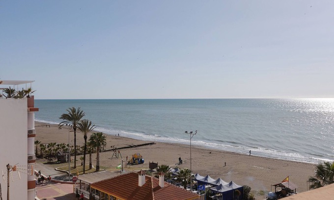 Rincon de la Victoria Apartment | Beachside Apartment Rincon
