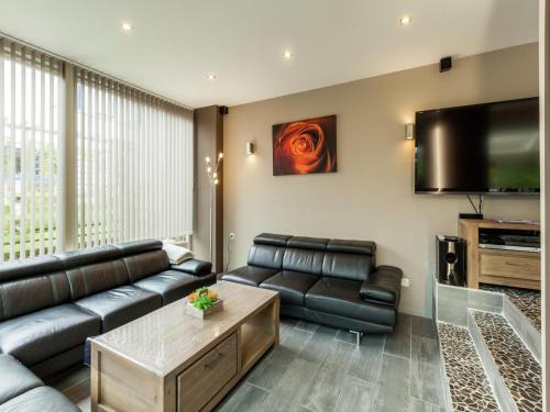 Middelkerke Villa | Beachside Stay w Sauna