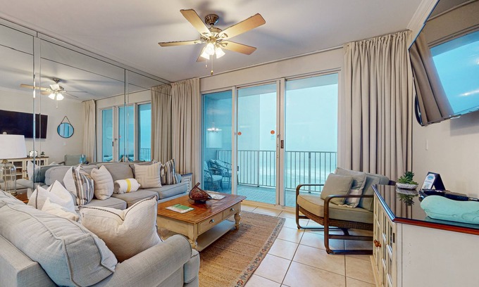 Miramar Beach Condo | Beachview Condo with full kitchen, shared pool and beach access