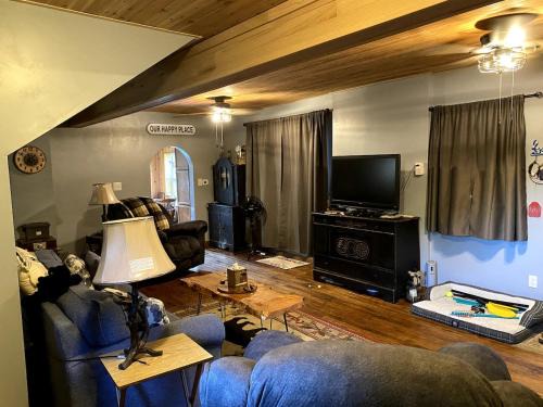 Marienville House | Bear Bottom Acres