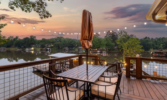 Eatonton House | Bear Creek Cottage w Private Dock, Stunning Views, Fire Pit