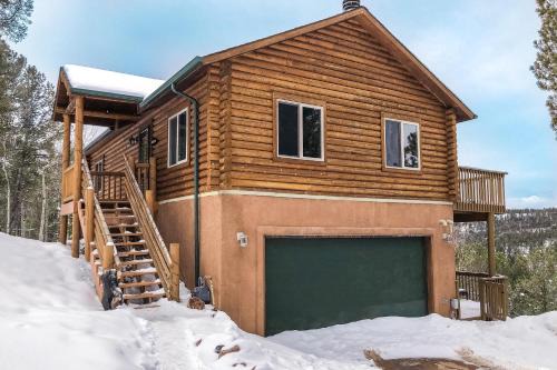 Rainbow Valley House | Bear Crossing