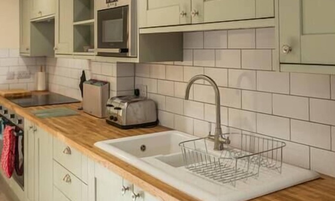 Little Rissington House | Bears Court - No.6 | Your Cotswolds home from homen