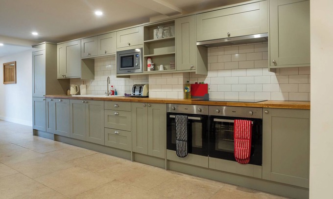 Little Rissington Cottage | Bears Court North Barn 8