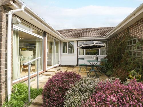 Cerne Abbas House | Beau Hideaway