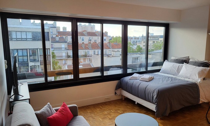 13th Arrondissement Apartment | Beau Studio Lumineux et Calme