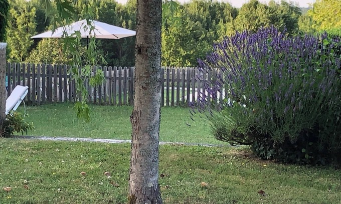 Saint-Michel-de-Montaigne House | Beautiful Farm 16E Century Next to Montaigne Castle