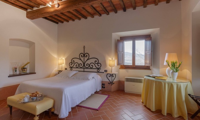 Pieve di Chio House | Beautiful House in a XVIII Tuscan Hamlet