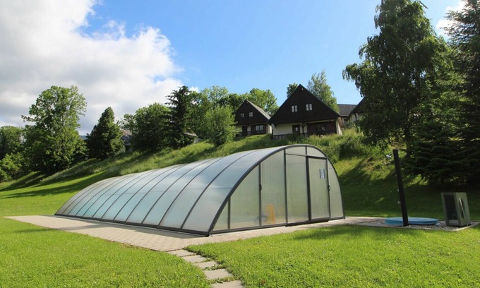 Rudnik u Vrchlabi House | Beautiful private villa for 6 guests with WIFI, pool, TV, terrace, pets allowed and parking