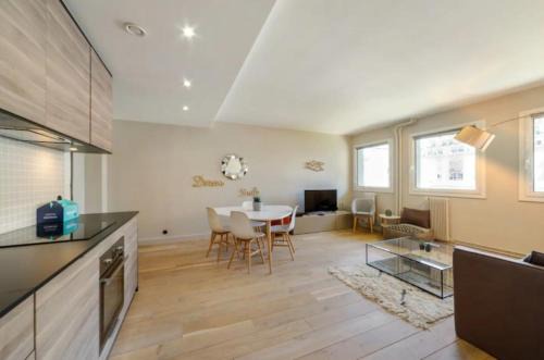 Grenelle Apartment | Beautiful 1 Bedroom Apartment near Eiffel Tower