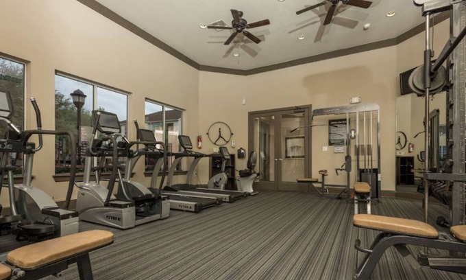 George Bush Park/Eldridge Apartment | Beautiful 1Bdrm Midtown Houston Tx