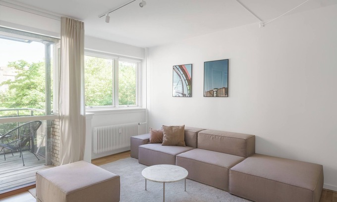 Frederiksberg Apartment | Beautiful 2-BR apartment with a balcony in Frederiksberg - 205