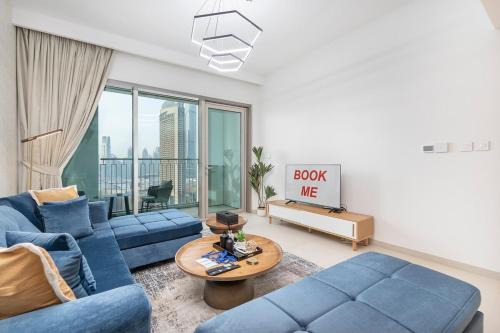 Za'abeel 2 Apartment | Beautiful 2-BR Flat in Downtown Luxury City Living at Its Best