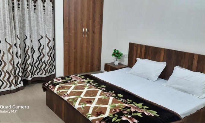 Vrindavan Apartment | Beautiful 2bhk Appartment Near Famous Temples