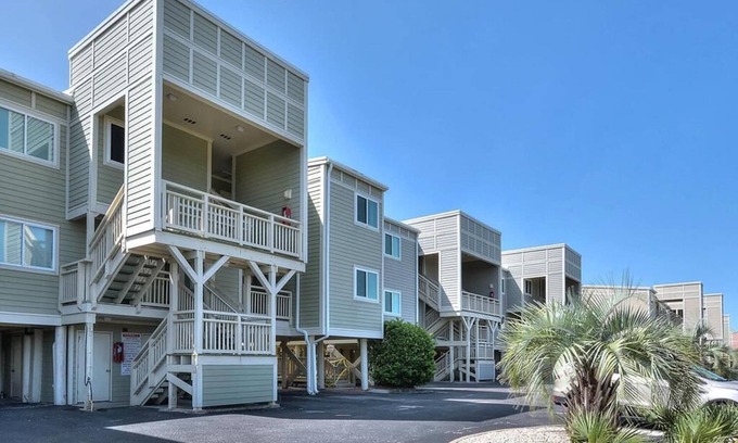 Caswell Beach Condo | Beautiful 3 Bedroom/2 Bath Oceanfront Condo-POOL-Sleeps 8