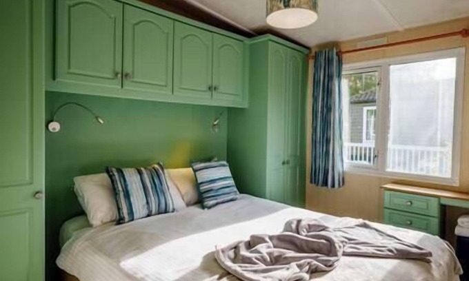 Carnforth Ski Chalet | Beautiful 3 Bedroom Lodge