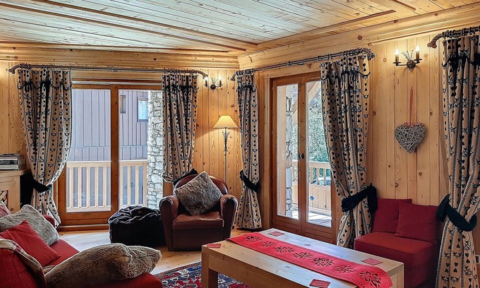 Le Cret Apartment | Beautiful 3-room apartment near the center of Val d'Isère